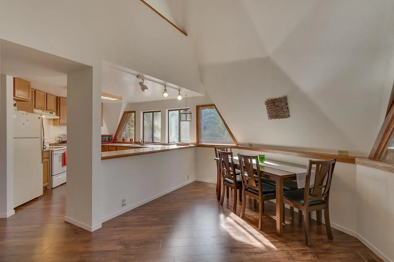 The Snow Globe - Two Bedroom Home South Lake Tahoe 0*,  USA